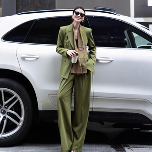 2026年春季新款设计感可调节系带西装阔腿裤配丝巾春装时尚套装