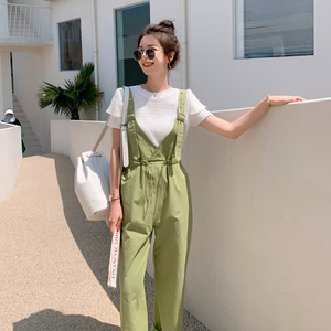 绿色休闲背带裤女夏季薄款韩版宽松2025新款高腰显瘦连体裤潮图片