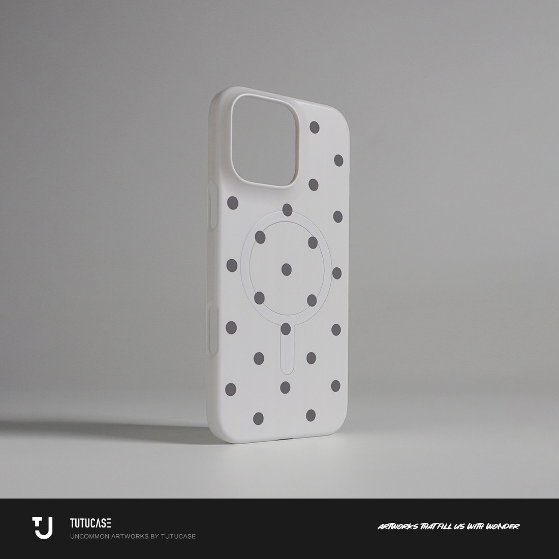 TUTUCASE｜原创韩国进口磨砂菲林手机壳 奶油系波点风 C040