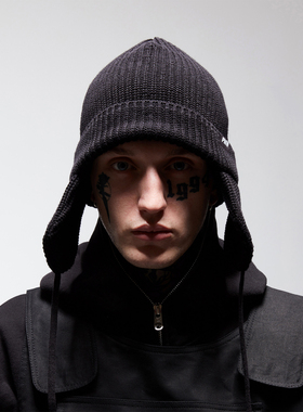 PMW 黑白滑雪雷锋帽纯色针织冷帽通勤户外御寒针织毛线帽