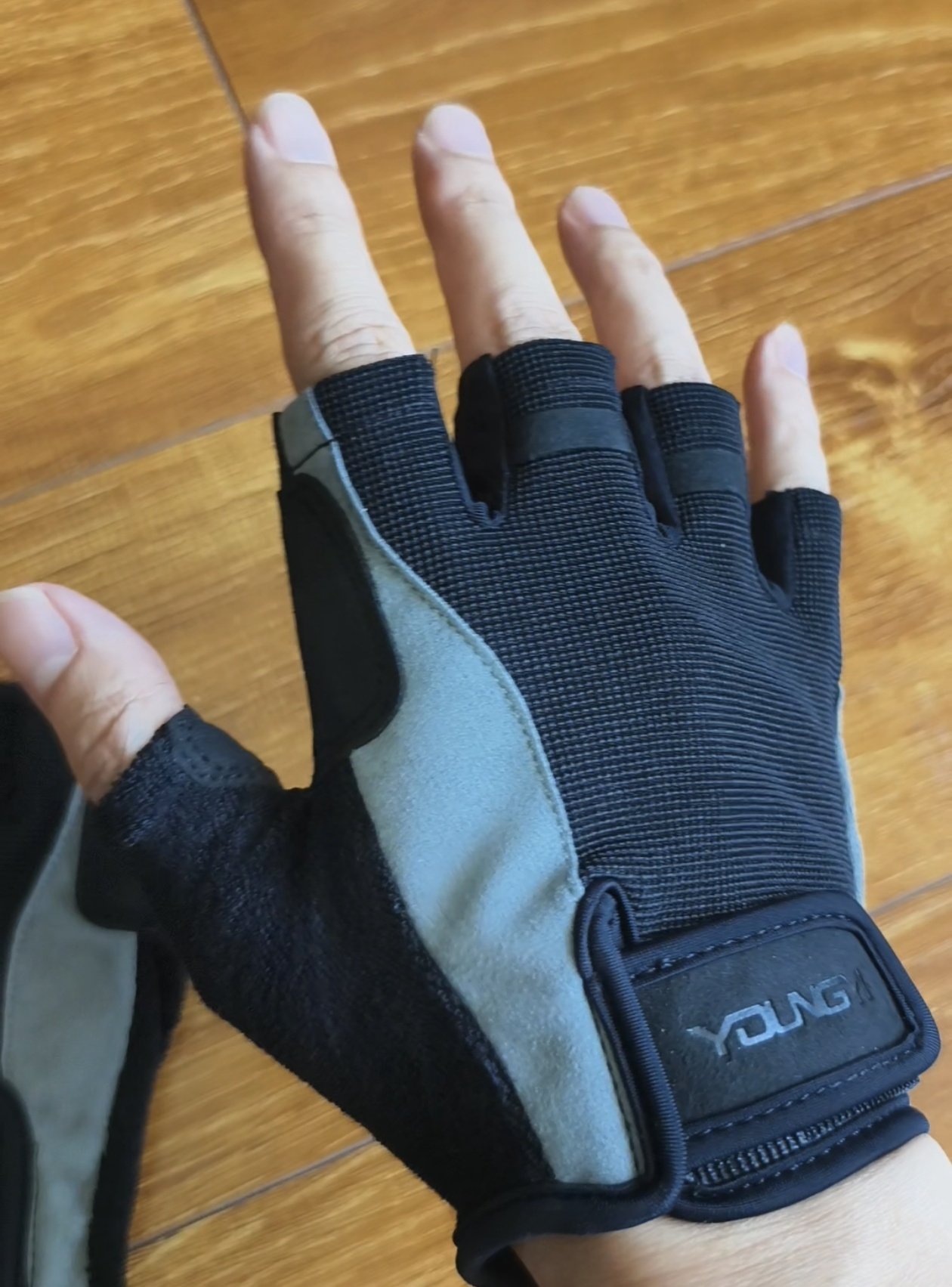 真皮半指手套登山骑行拳击散打耐磨出口品质户外跑步徒步健身健美