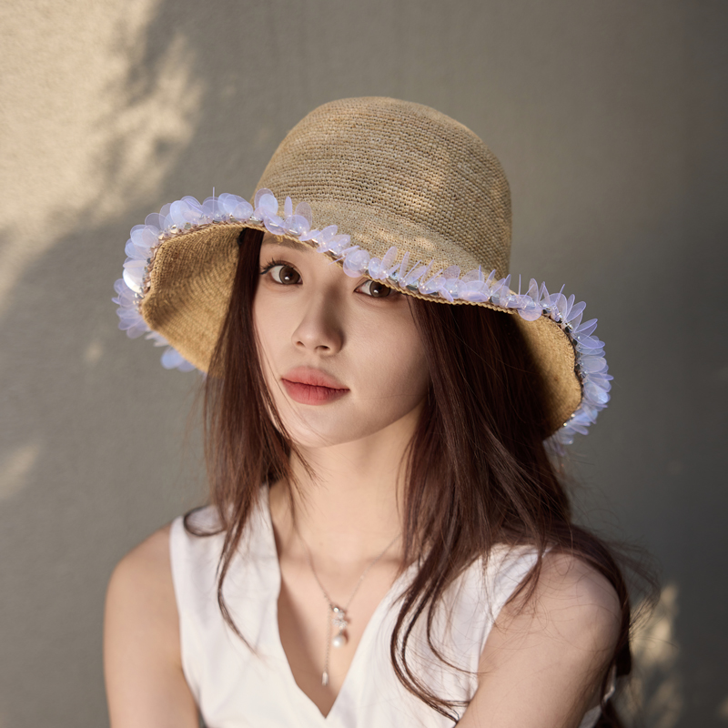 谷兜空间盆帽亮片点缀出游