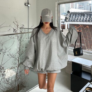 现货韩国东大门春秋季女士棉刺绣v领慵懒风卫衣短裤套装休闲洋气