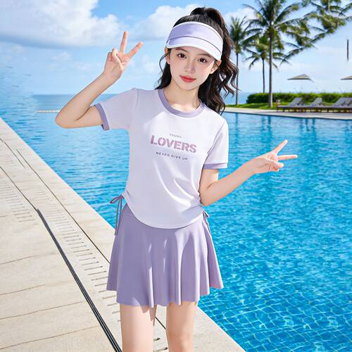 2026新款泳衣女中大童初中生保守带胸垫分体裙式少女发育期高颜值