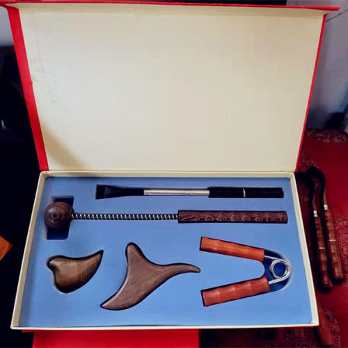 鸡翅木按器鸡翅木礼盒装按器刮痧抓痒一套按体系礼盒装