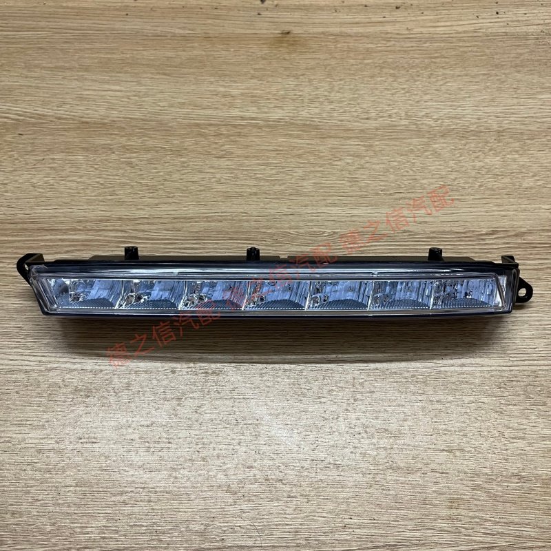 专用于奔驰GL350 GL40汽车灯泡