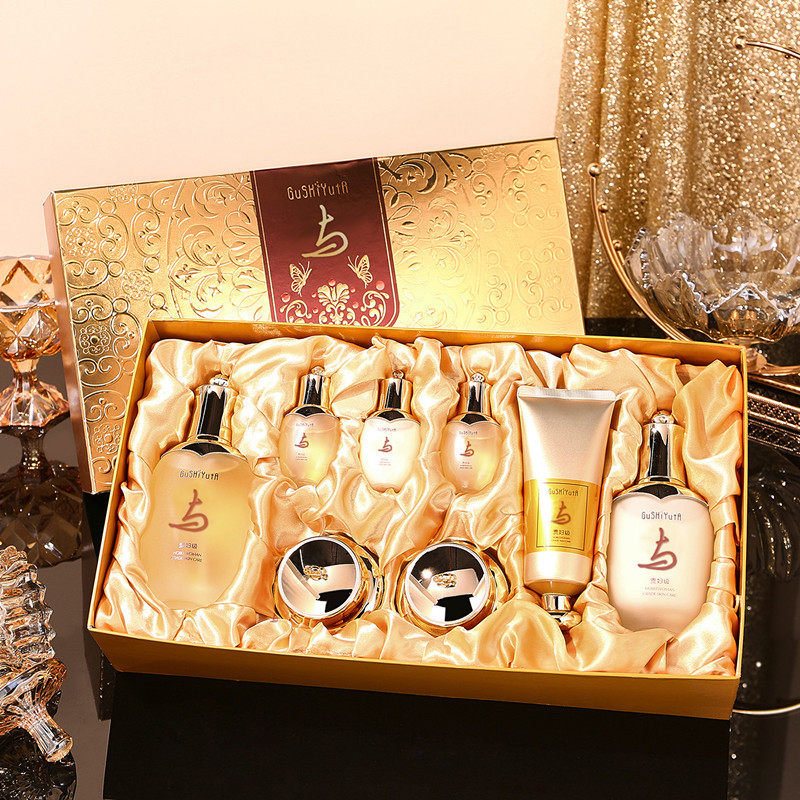 故事与她贵妇级高定御润美肌八件套 保湿补水提亮肤色护肤品套盒