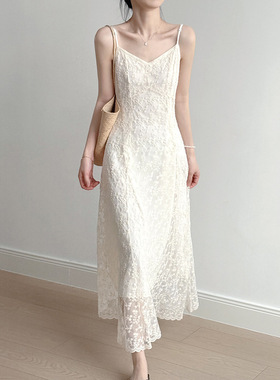 言双 法式蕾丝吊带连衣裙女夏季新款感气质重工绣花长裙82260