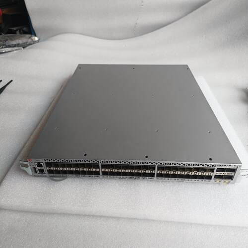 博科 brocade VDX6740-64-F  48口货与(念奴配件）