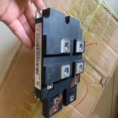 英飞凌IGBT库存备件 FF400R33KF2C没用过实(念奴配件）