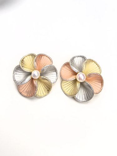 欧美复古中古金色花朵胸针胸花优雅气质西装别针扣天然淡水珍珠