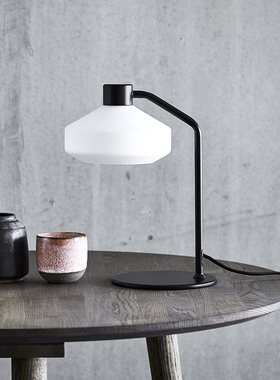 丹麦经典设计北欧风现代简约卧室书房书桌玻璃Mayor台灯