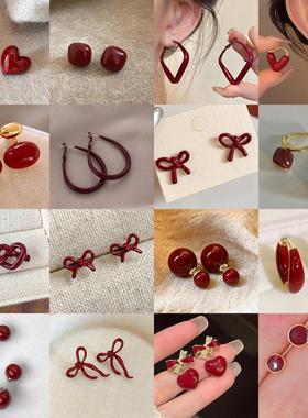 红色复古几何耳钉女爱心方块法式轻奢小众设计高级感耳环耳饰女