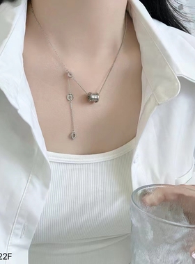 简约小蛮腰项链女2025新款爆款冷淡风高级感锁骨链轻奢气质颈链