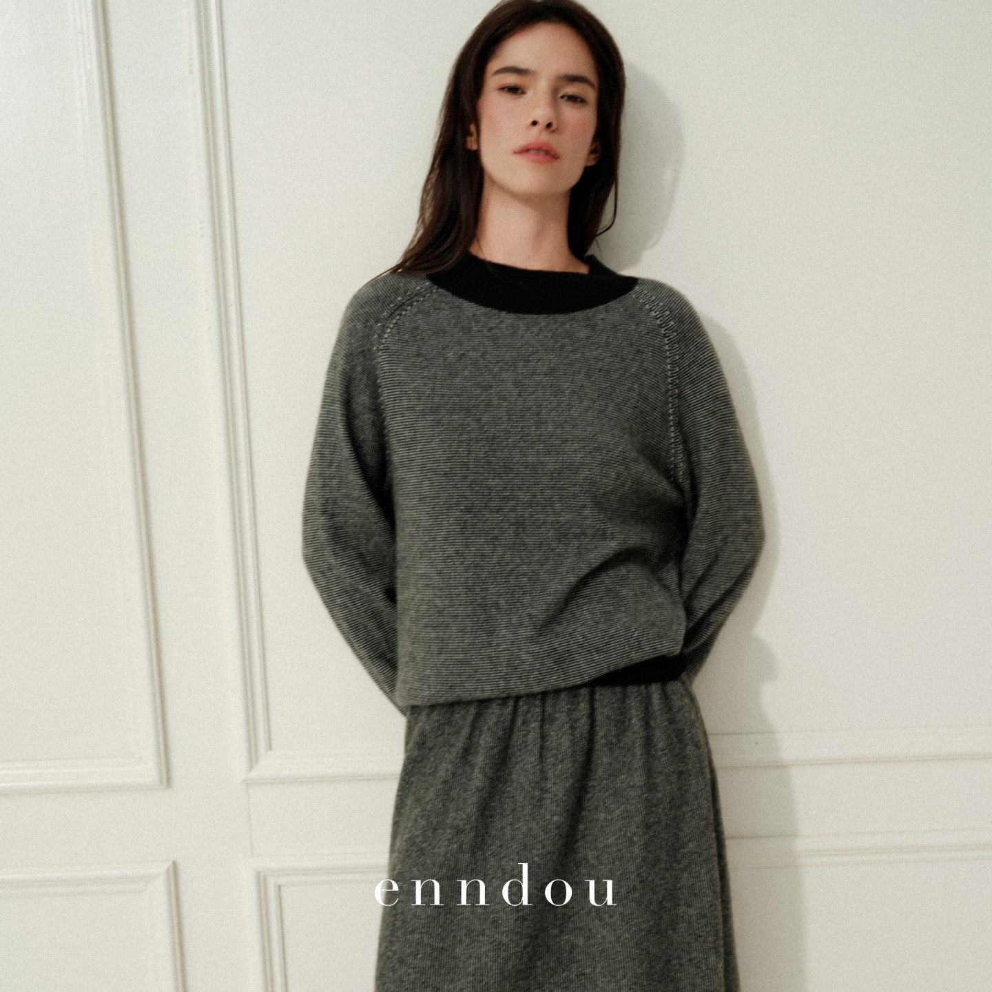 enndou【9/08 10:00上新】纯羊绒拼接针织衫女灰色套头毛衣秋冬