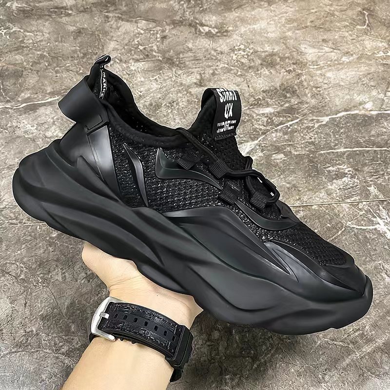 男鞋夏季透气飞织网面