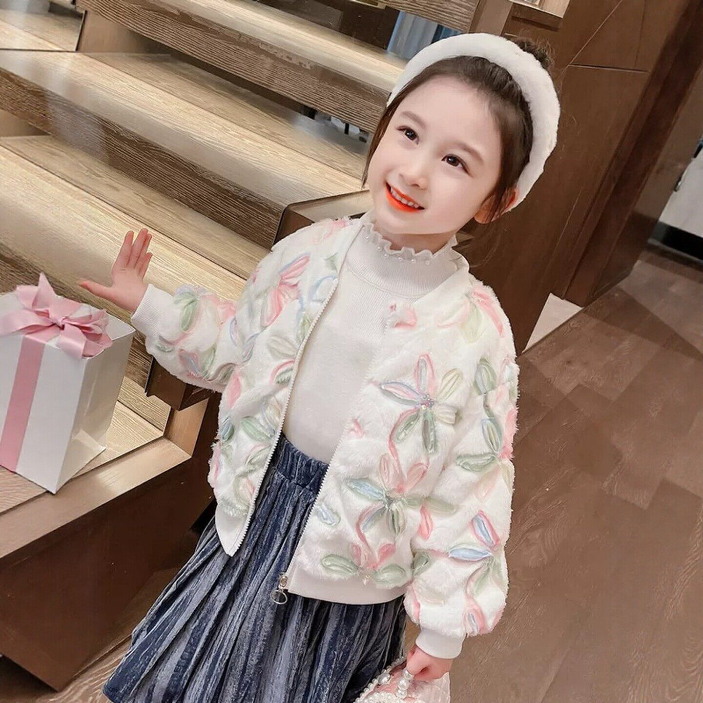VYEO女童冬季韩系加绒加厚外套