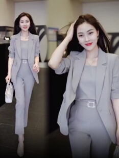 休闲时尚套装女装洋气西装2024春秋新款气质减龄职业装西服三件套