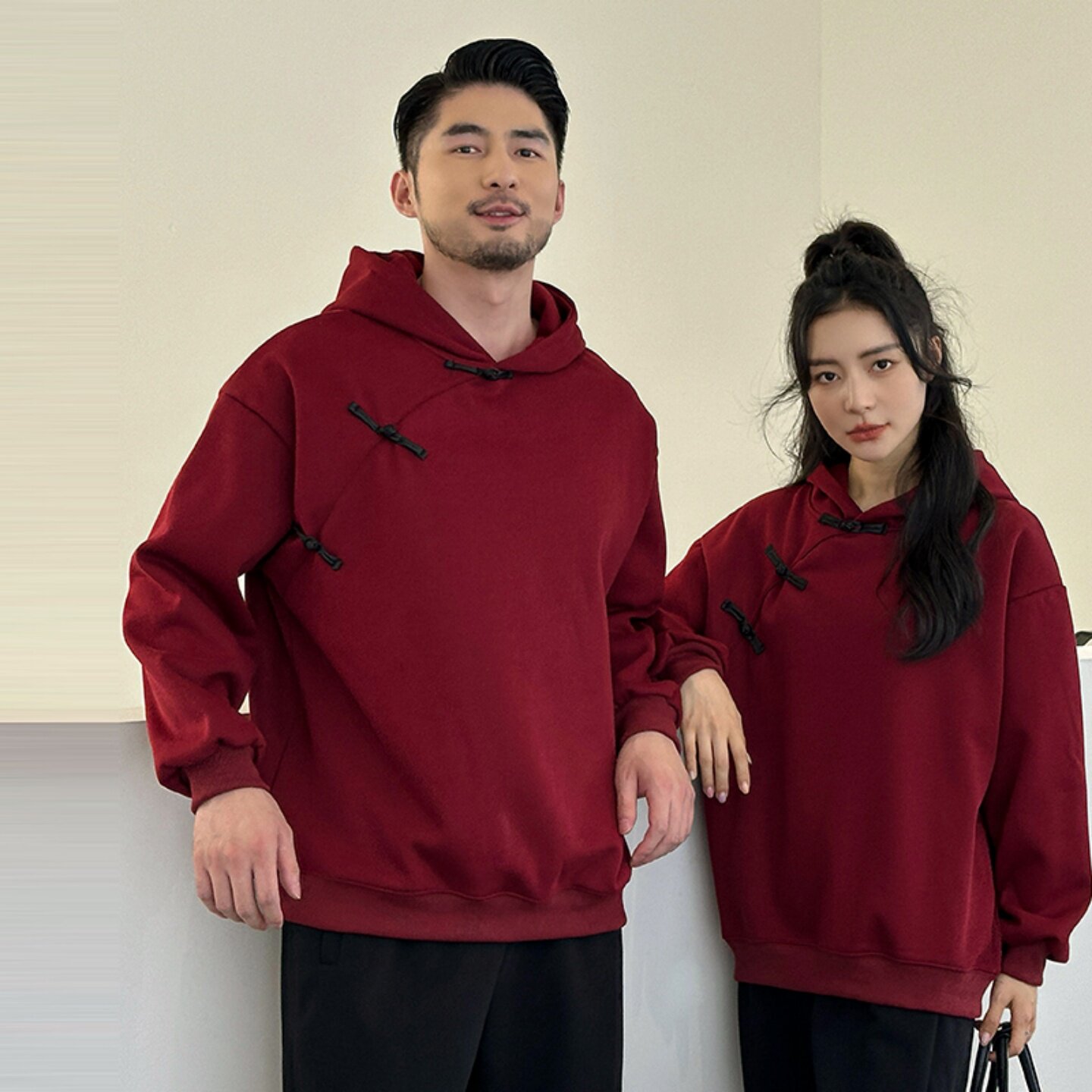 新中式情侣装2025新款秋冬款高级感国风红色卫衣订婚宴结婚情侣服