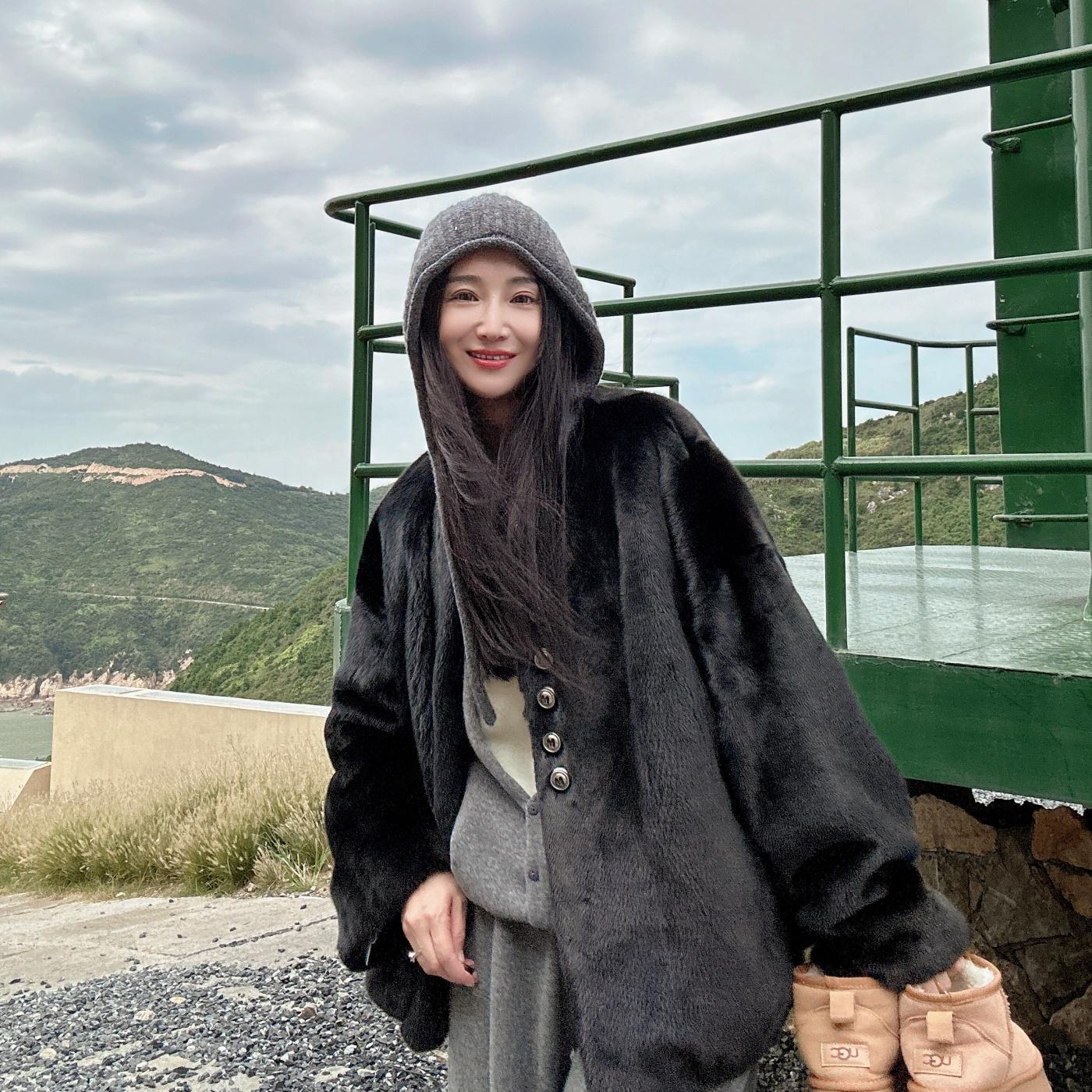 CIWEN(北国）皇冠天鹅绒短二进口水貂外套中长款短装外套女