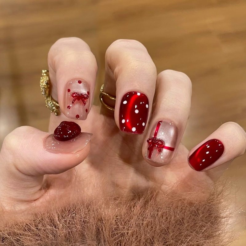 手工儿童美甲穿戴甲高级感中长款红色苹果假指甲贴片2026马年新款,彩妆/香水/美妆工具,穿戴甲/甲片,淘宝优惠券,粉丝福利购,淘宝优惠卷