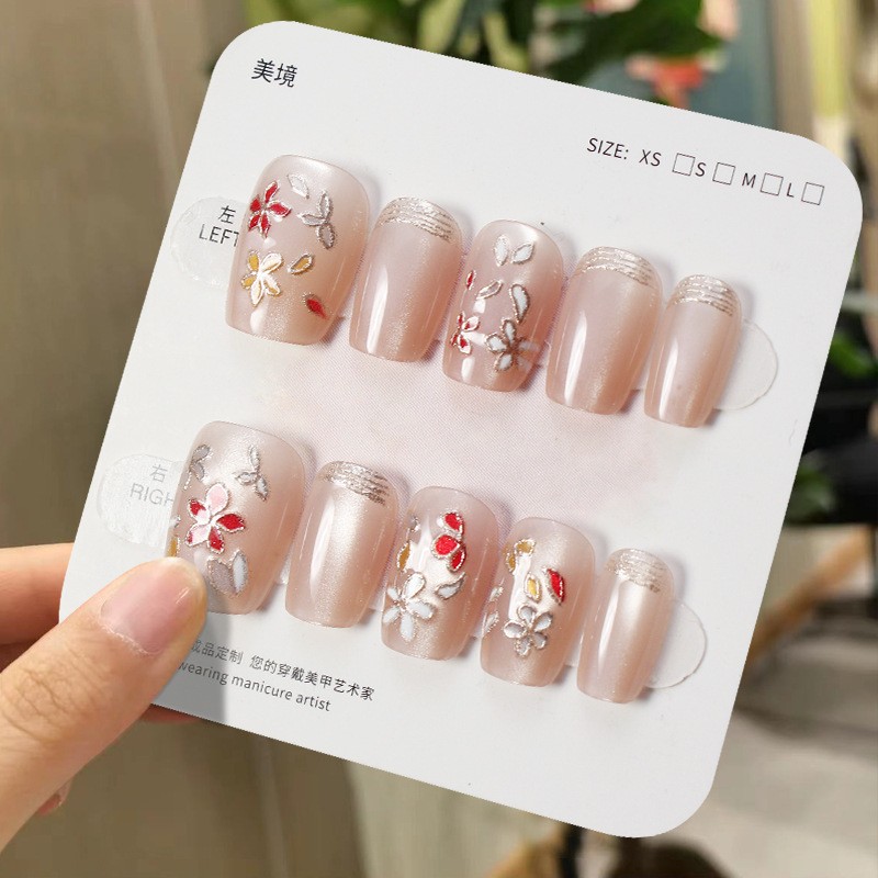 2025年新款儿童美甲穿戴甲高级感短款腊梅冰花猫眼30片假指甲贴片