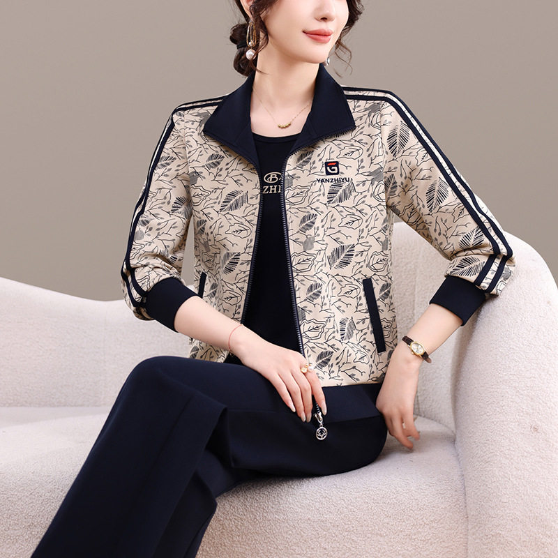 运动服套装女春秋2026新款宽松显瘦洋气中老年妈妈花色休闲三件套