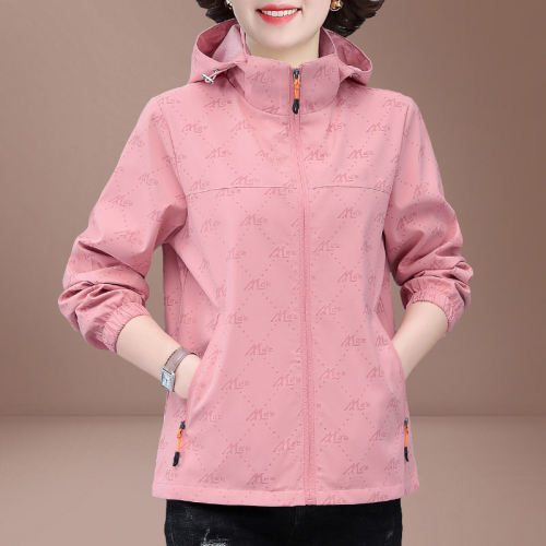 妈妈春装外套2026新款洋派高端品牌上衣中老年人冲锋衣女款50多岁