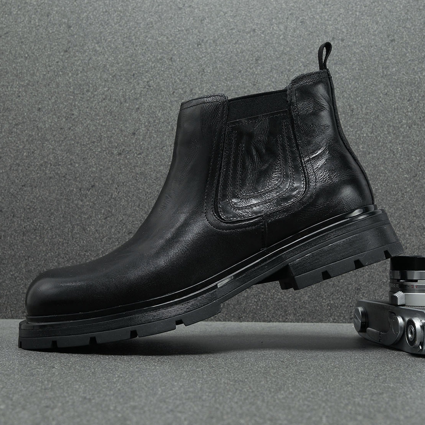 头层牛皮马丁靴男款2025新款冬季高帮皮靴男真皮厚底加绒切尔西靴