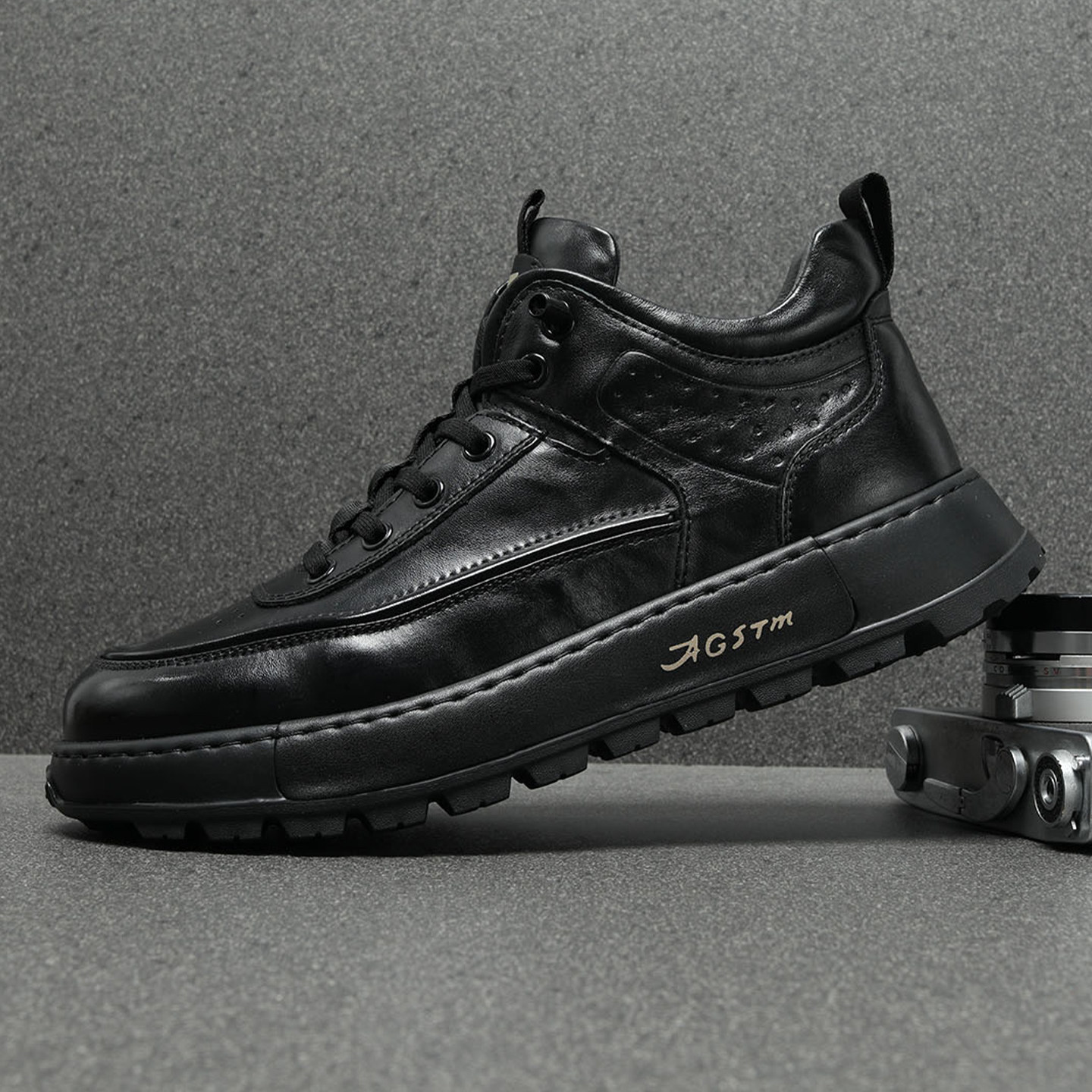 冬季男鞋2025新款真皮高帮皮鞋男加绒保暖棉鞋加厚短筒马丁靴男款