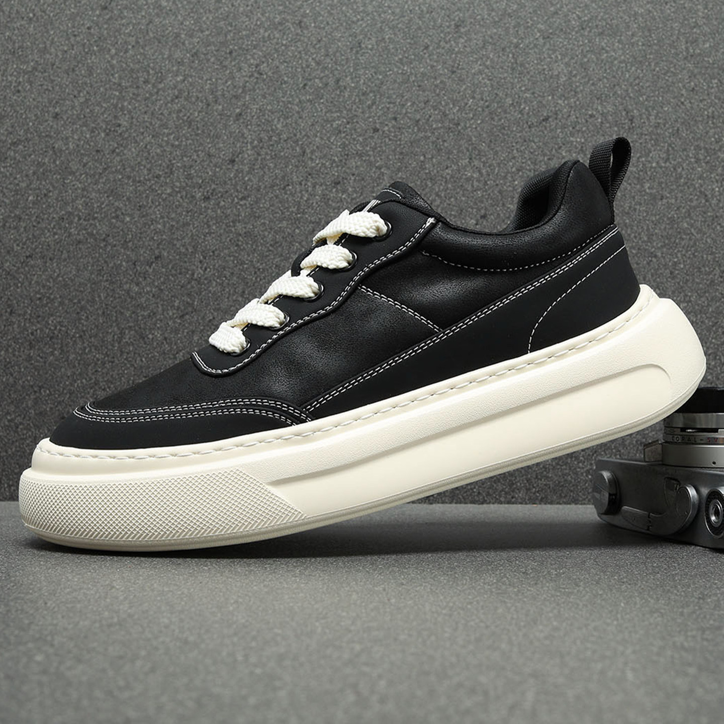 男鞋冬季2025新款真皮男士休闲鞋厚底板鞋加绒保暖二棉鞋男款增高