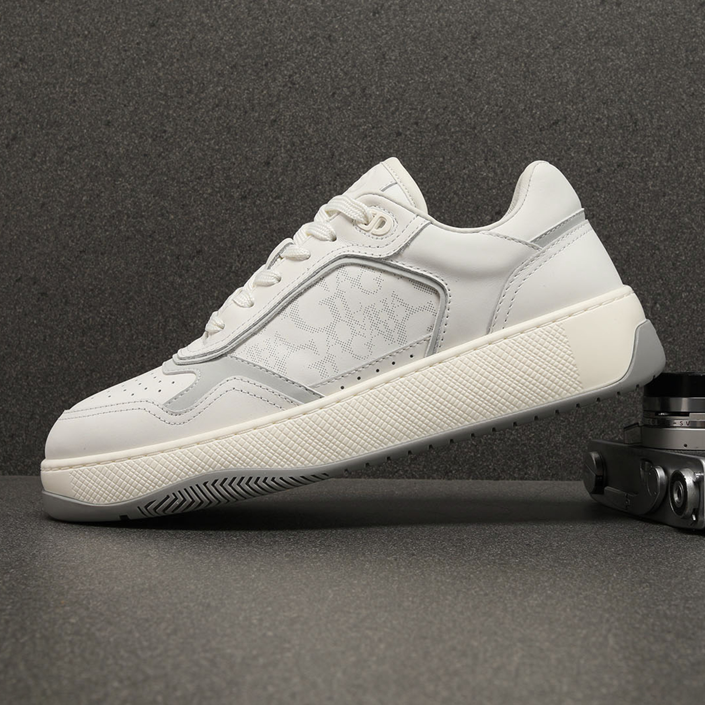 头层牛皮男鞋2025新款真皮运动