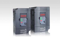 Net red new 220V frequency converter 1.5KW kW three-phase 220V / 380V motor carving machine spindle