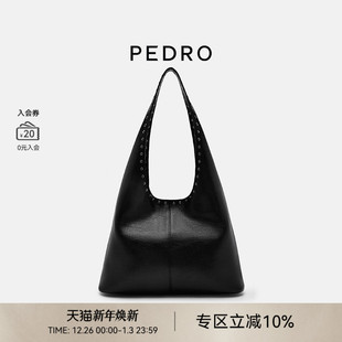 女包简约气质hobo包PW2 新款 36390019 饰托特包25秋季 PEDRO铆钉装