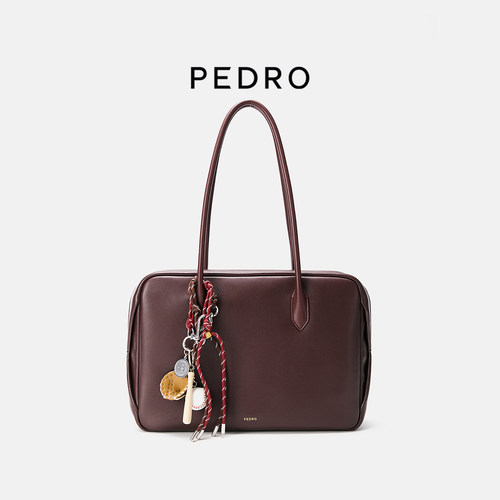 毕业礼物PEDRO牛皮拉链吐司包女简约旅行保龄球包PW2-66390008