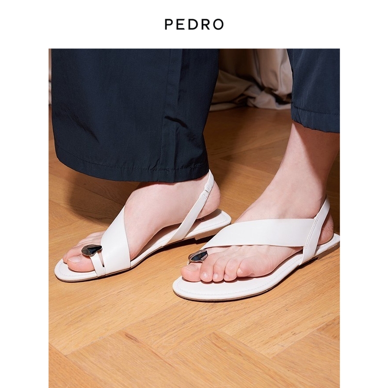 PEDRO夹趾凉鞋24夏季金属装饰舒适平底凉拖女鞋PW1-65490173-4 女鞋 时装凉鞋 原图主图