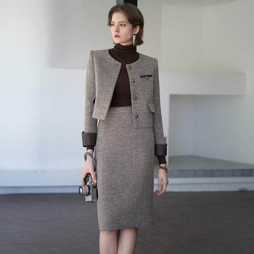 AD小香风两件套套装女咖色礼服