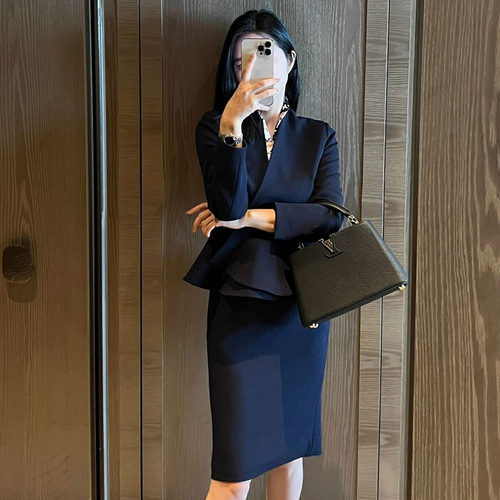 大码高端职业西装女套装裙荷叶边