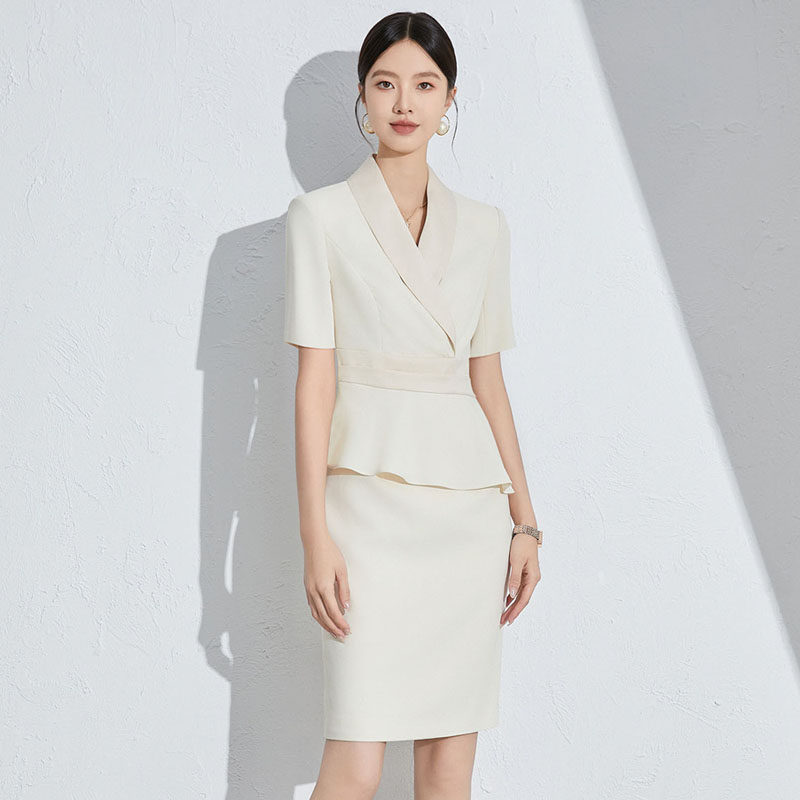 米白色高级感主持人职业西装连衣裙夏季新款时尚短袖美容院工作服