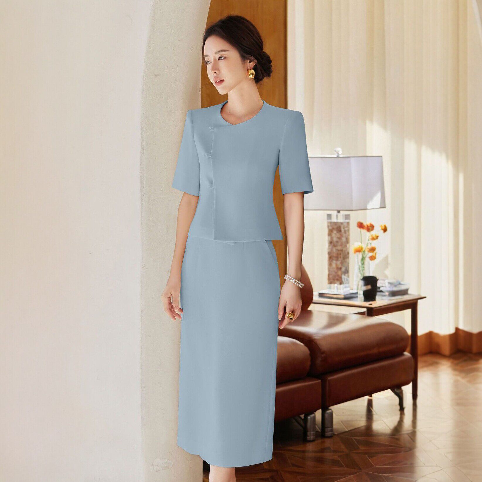 蓝色国风礼服高级感套装女夏季小香风西服外套美容院工作服两件套