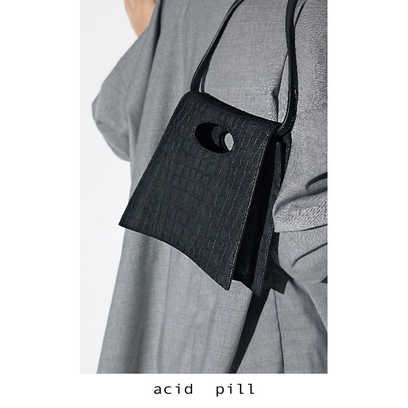 小众麂皮磨毛鳄鱼纹可拆卸肩带