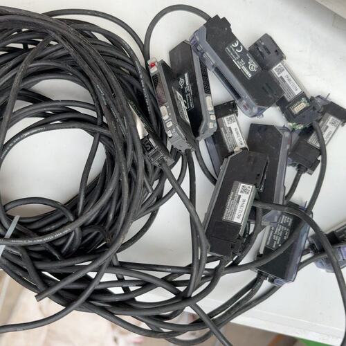 议价光纤放大器FS-V21RFSV21RFSV21RFS-V21R放大器