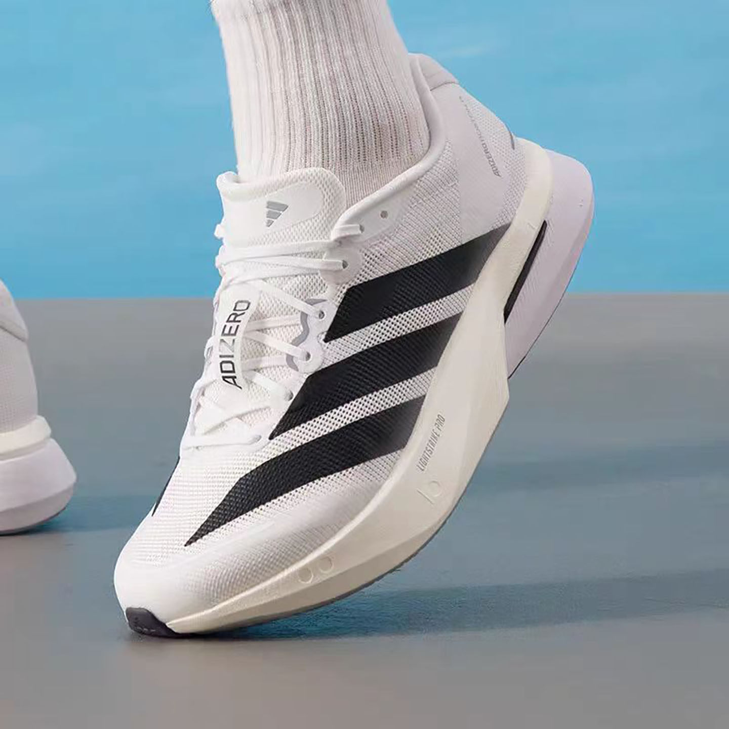 Adidas/阿迪达斯ADIZEROBoston男女透气运动训练缓震跑步鞋JR4791