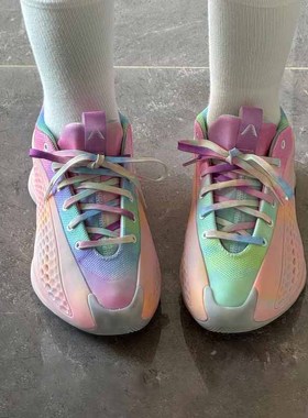 Adidas阿迪达斯A.E1爱德华兹一代男女款中帮减震实战篮球鞋JR3915