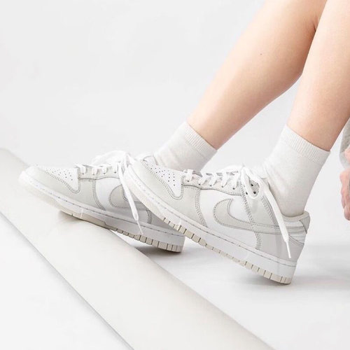 Nike耐克Dunk女款经典复古休闲舒适透气百搭板鞋DD1503-103百亿