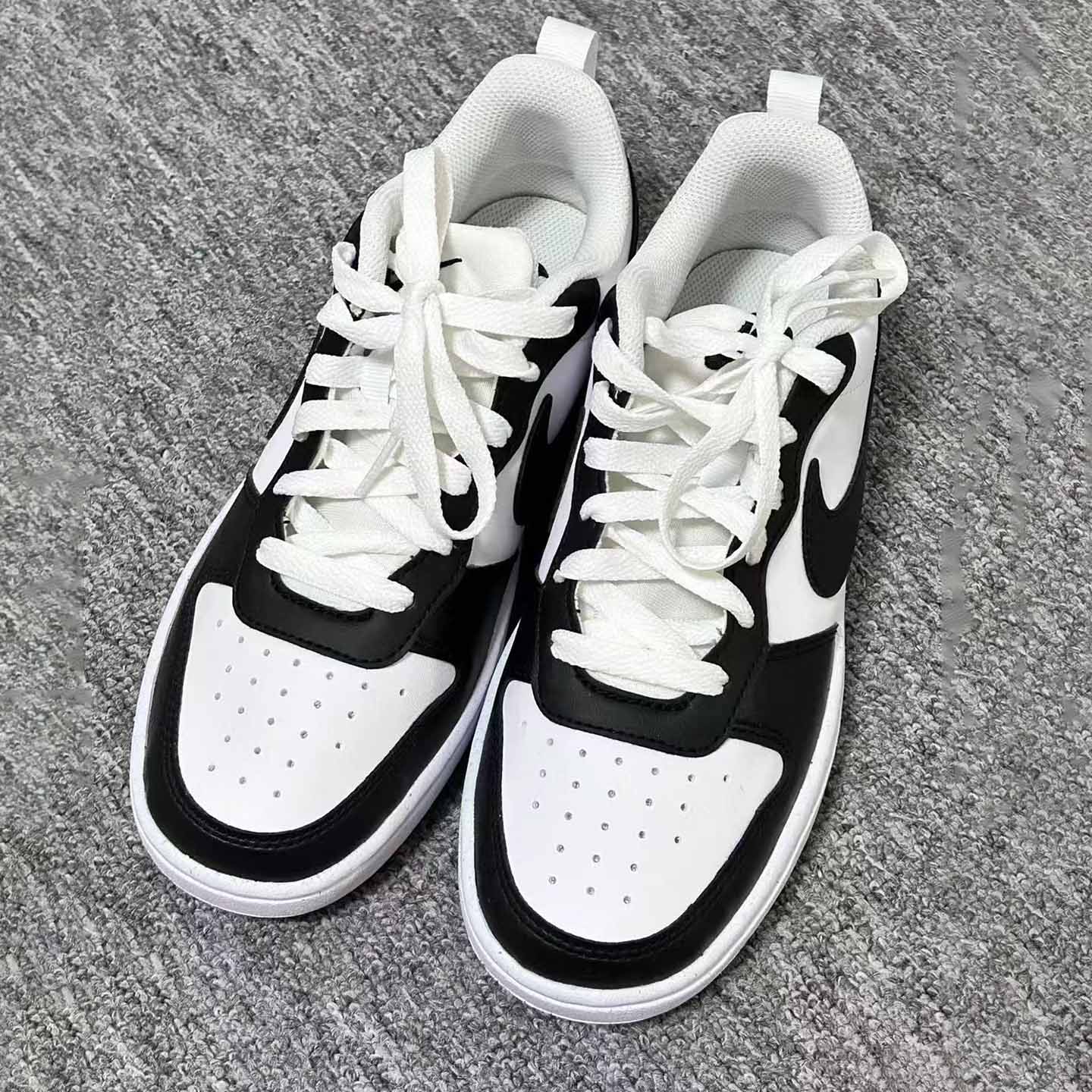 耐克女子轻便耐磨休闲板鞋