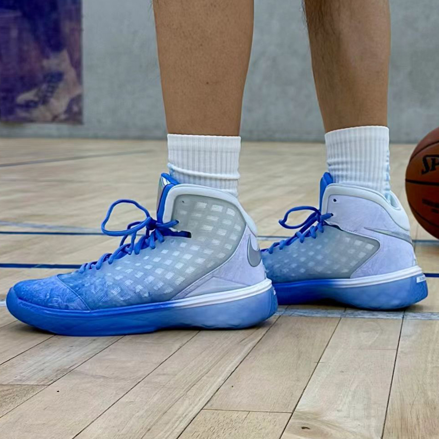 Nike耐克Zoom Kobe 3 科比3 GS耐磨防滑回弹抗扭篮球鞋HQ2304-400