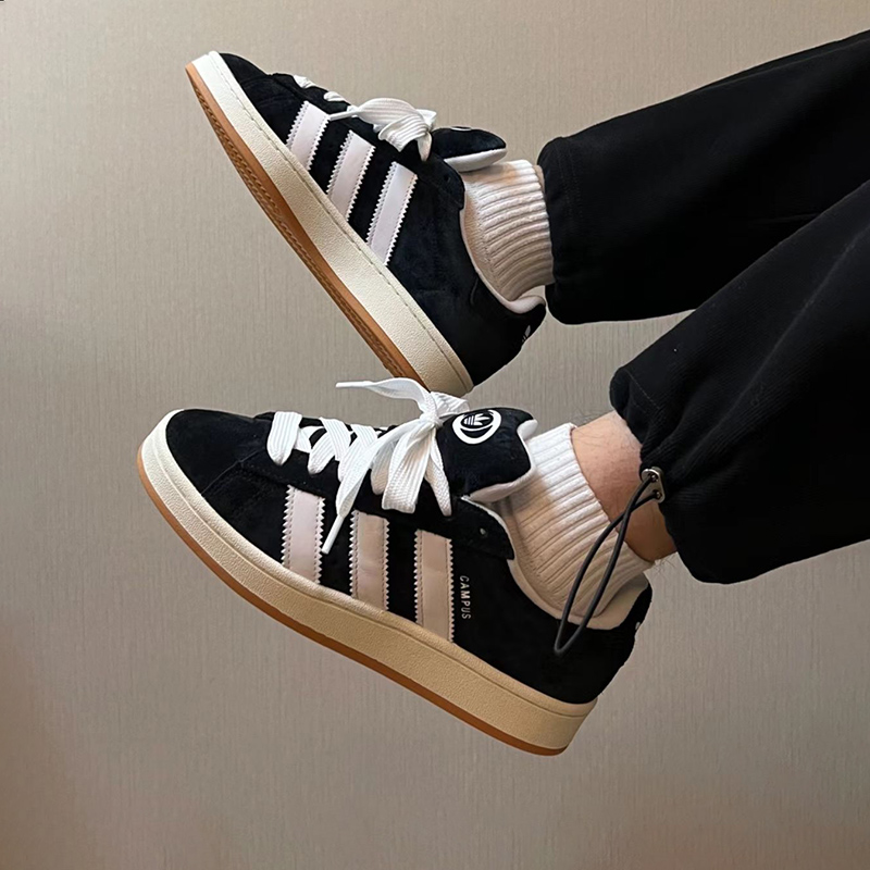 阿迪达斯防滑耐磨男女系带休闲鞋