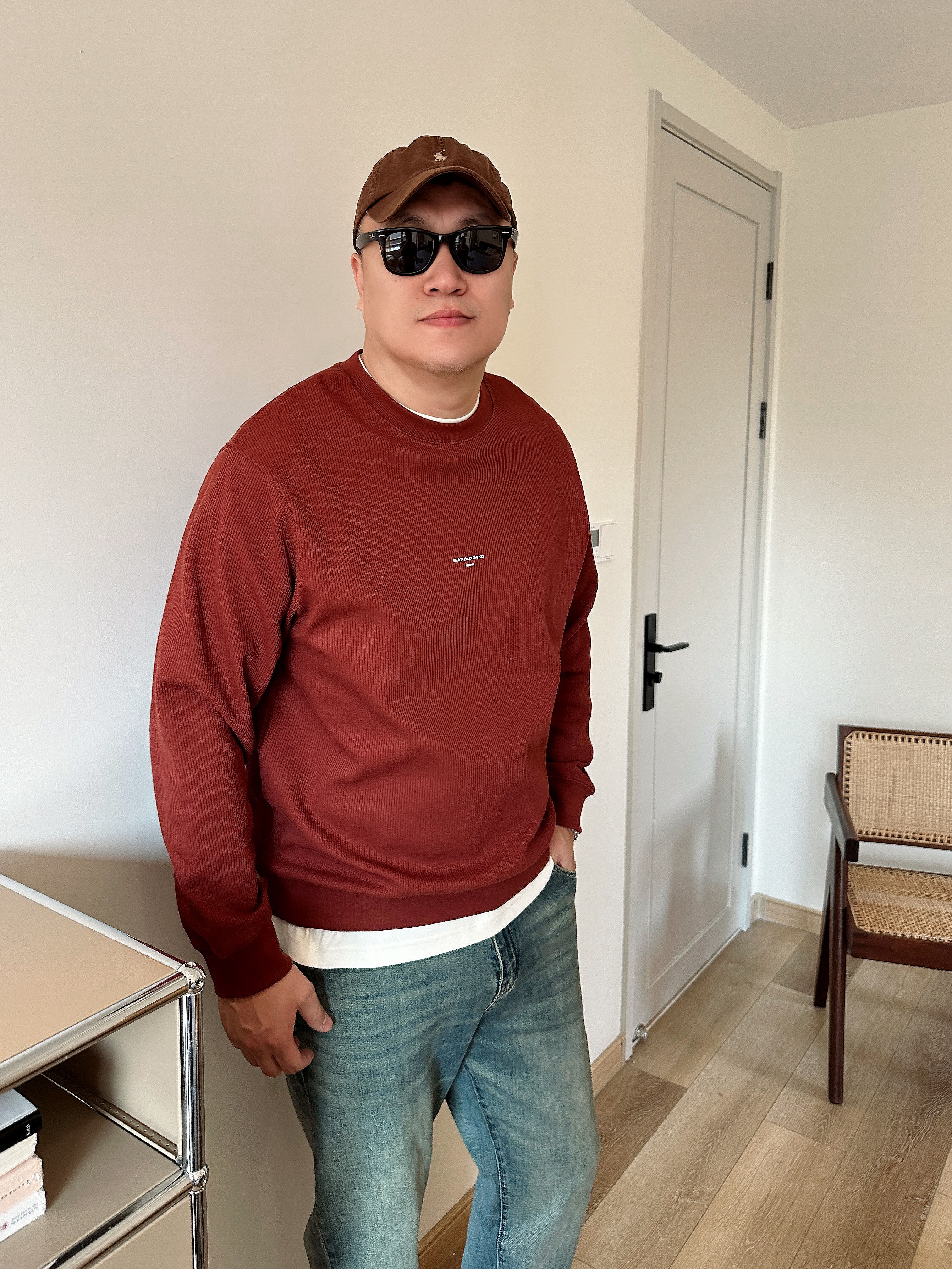 大依无忧大码男装圆领长袖卫衣