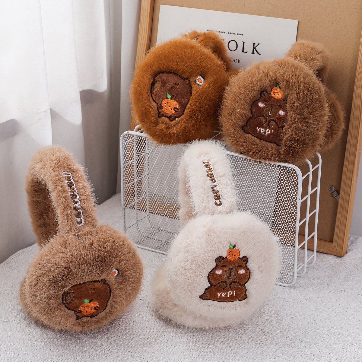 2025新款卡皮巴拉儿童毛绒耳罩